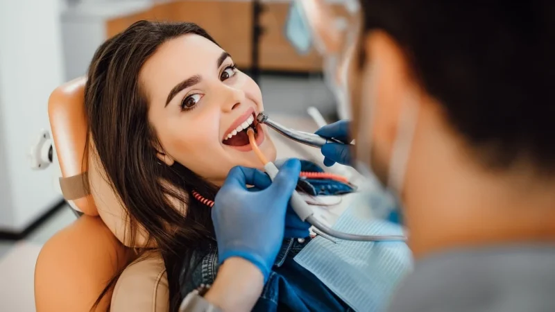 Prawo do Darmowej Opieki Dentystycznej w UK: Co Powinieneś Wiedzieć