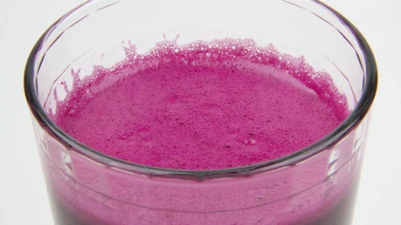 Sok z buraka – naturalne wsparcie codziennej diety